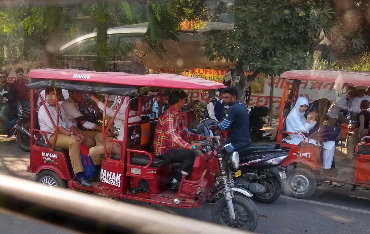 aoyin-e-rickshaw-uttar-pradesh
