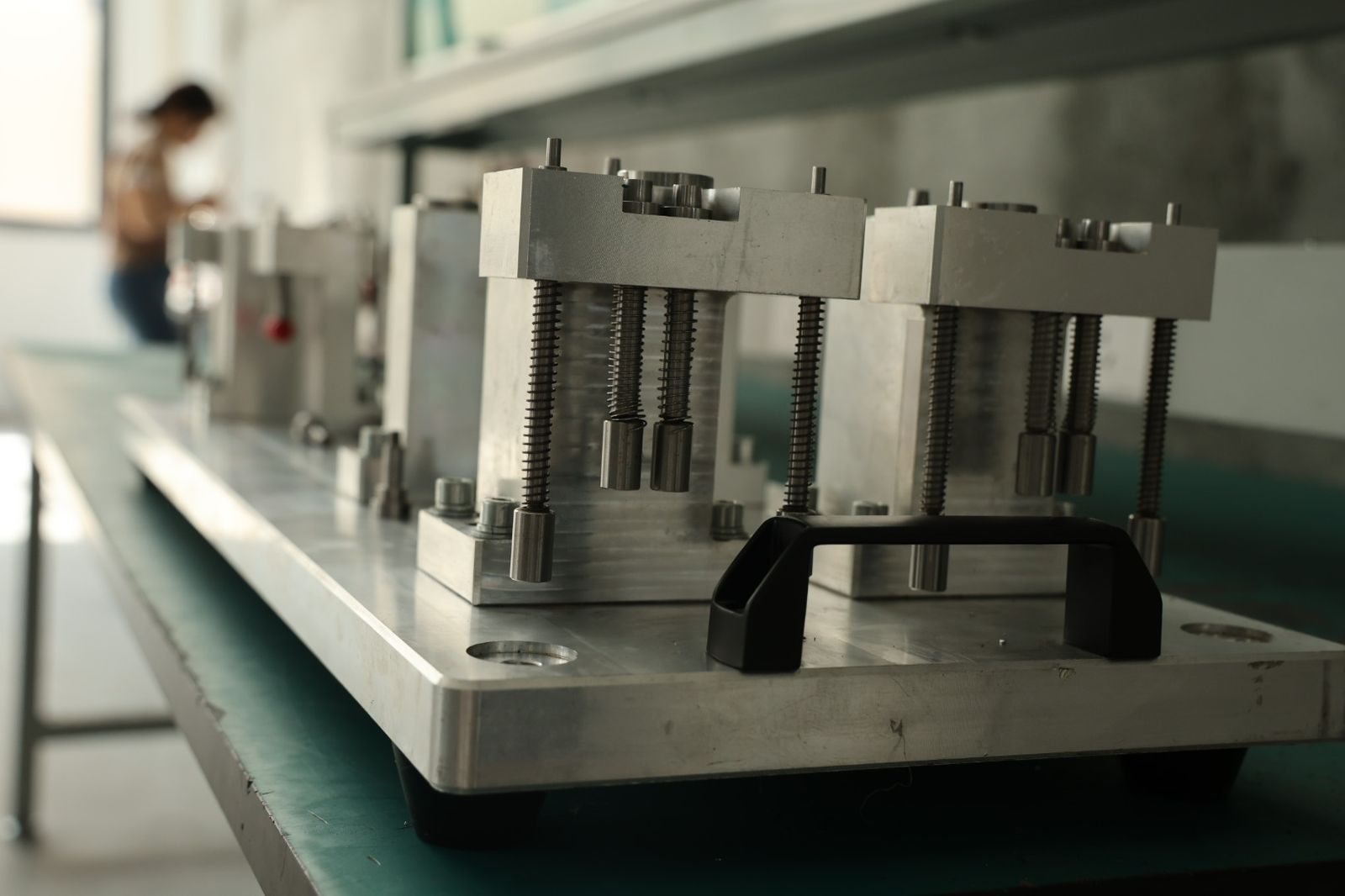 Inspection fixtures and gauges for battery box quality control